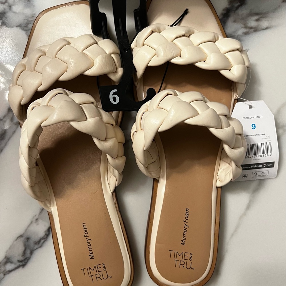 NWT Time and Tru Women's Size 9 Tan Braided Double Band Memory Foam Sandals - Picture 2 of 8